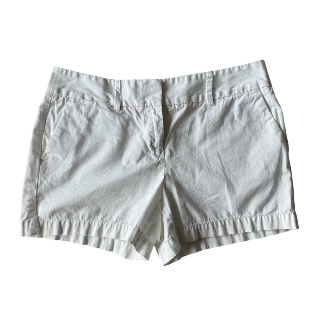 LOFT White Chino Shorts Lightweight Cotton dressy shorts 4 in inseam size 6